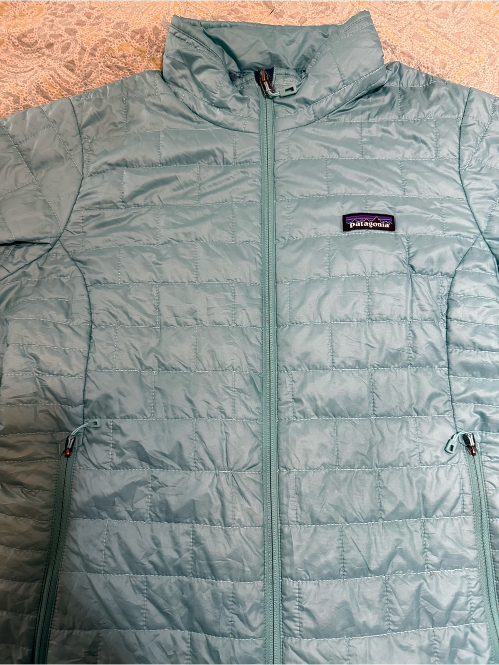 Patagonia Women's Nano Puff Light Blue Quilted Packable Jacket XL - Picture 10 of 12